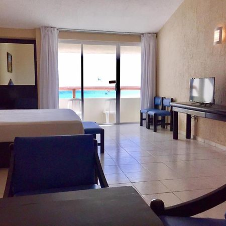 Solymar Hotel All Inclusive 칸쿤 외부 사진